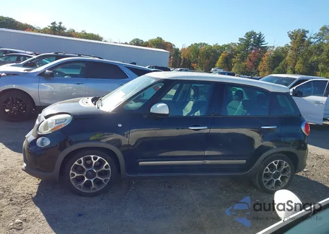 2014 Fiat 500L Trekking z USA, uszkodzony, nr VIN ZFBCFADH6EZ007784